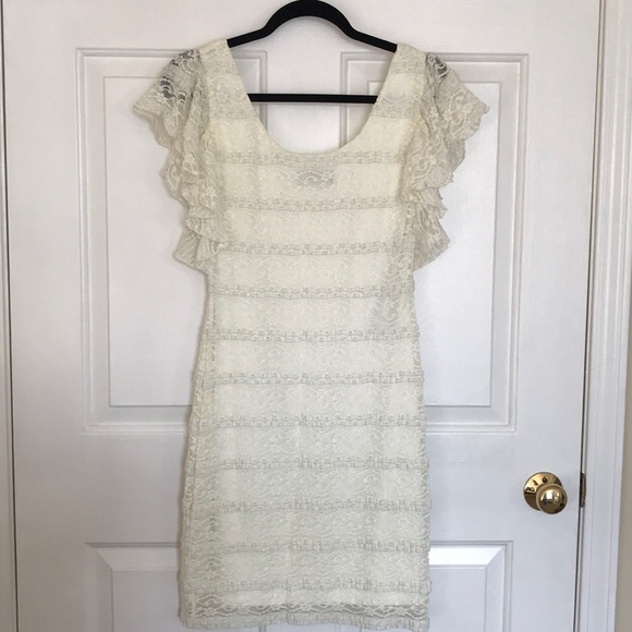 Cream, lace GUESS dress - Picture 3 of 4